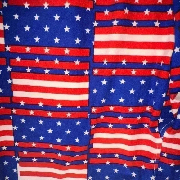 Lularoe one size flag stars & striped leggings . NWOT. Perfect Americana! - Picture 3 of 6